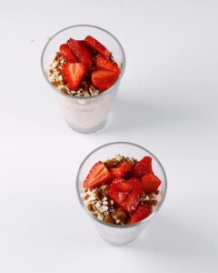 aardbeien proteine yoghurt vegan